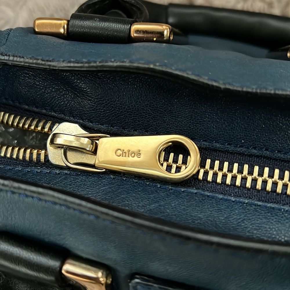 CHLOE Two Way Hand/Crossbody bag in Blue - the only every day bag you will need - Picture 11 of 17